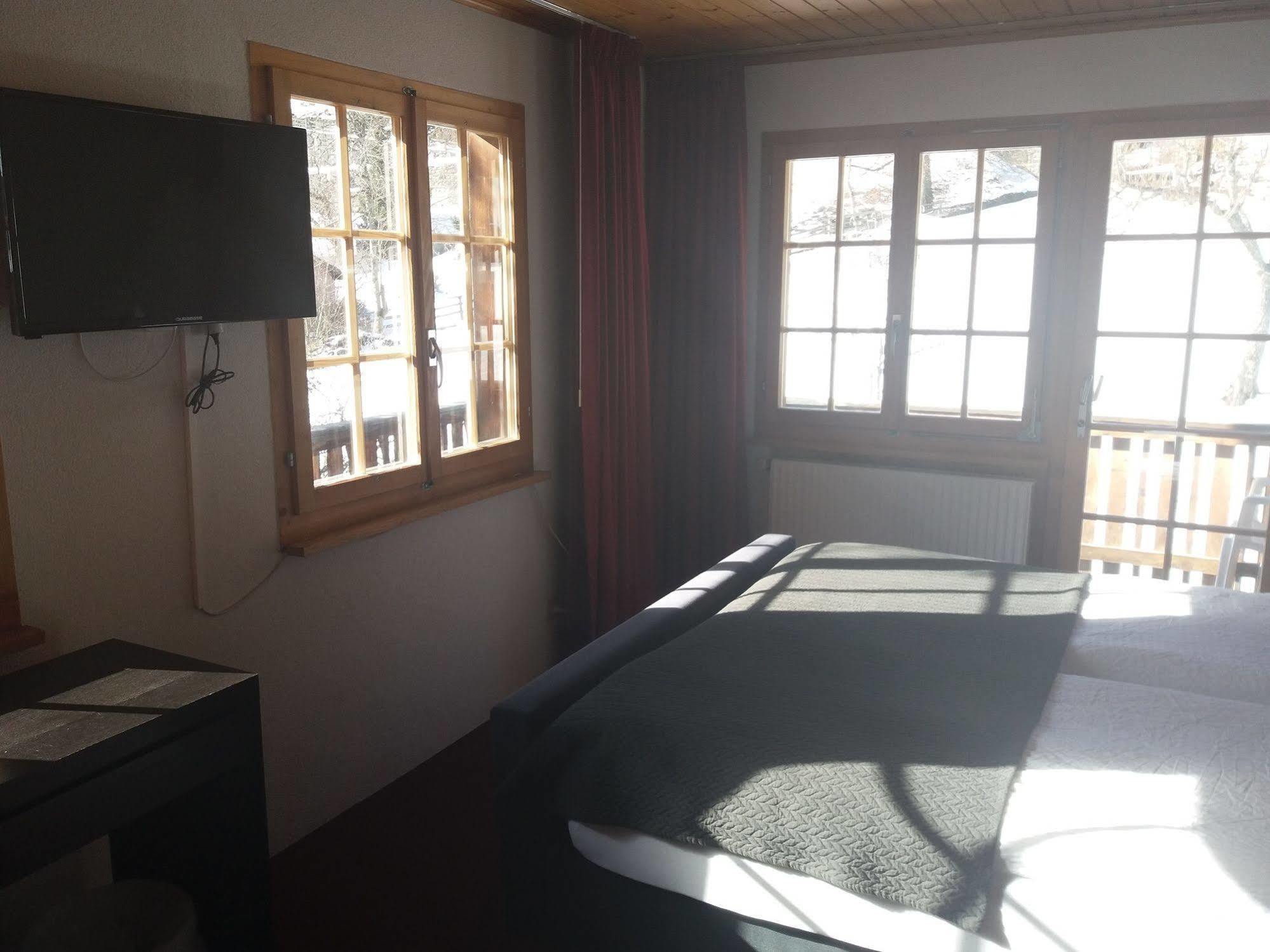 Hotel Schmitta Fiesch Exterior foto